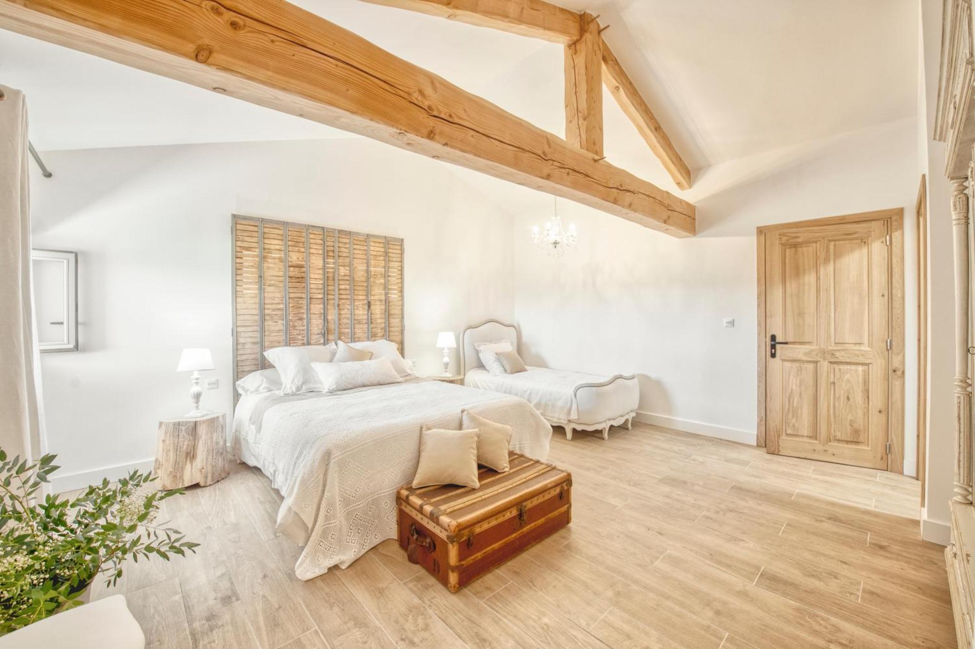 Escons Domaine De Charme Hotel Saint-Sulpice-sur-Leze Bagian luar foto