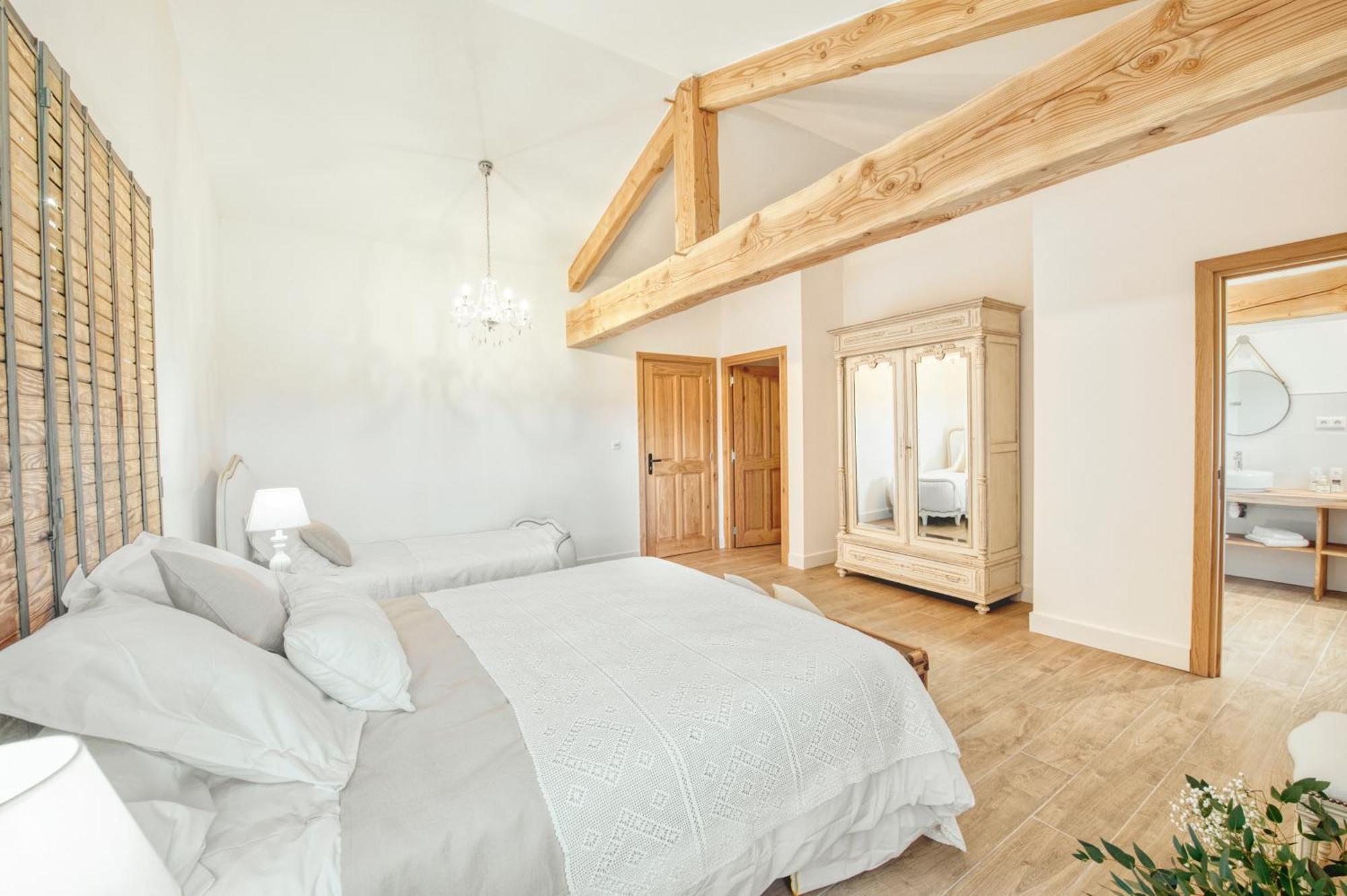 Escons Domaine De Charme Hotel Saint-Sulpice-sur-Leze Bagian luar foto